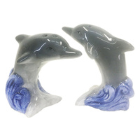 DOLPHIN ON WAVE S&P SHAKER 8CM