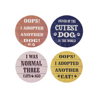7.5CM ROUND DOG/CAT LOERS MAGNET UN12