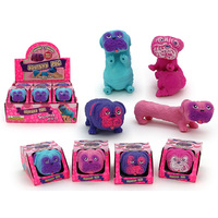 SQUEEZE PUG DOG 4ASST 8.5CM UN12
