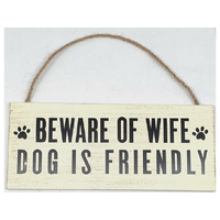 SIGN BEWARE WIFE 24X10CM