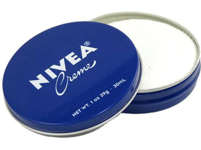 NIVEA TRAVEL MOISTURISING CREAM 30ML UN36