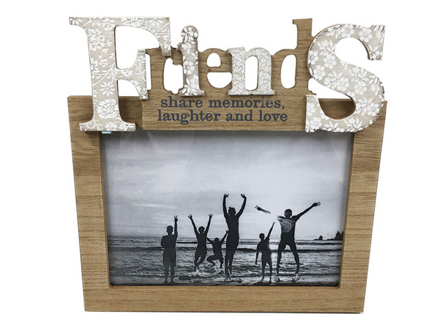 21CM FRIENDS PHOTO PLAQUE SOLD QTY 2