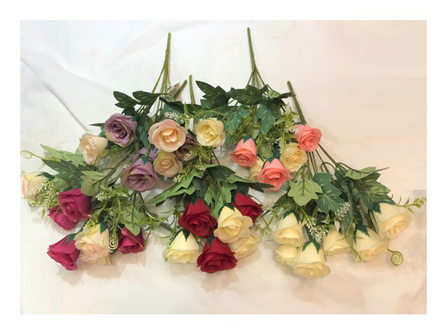 FLOWER BUNCH 7 HEAD ROSES 2TONE CREAM ONLY