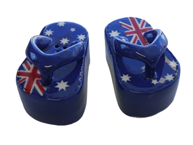 SALT AND PEPPER SHAKER THONG