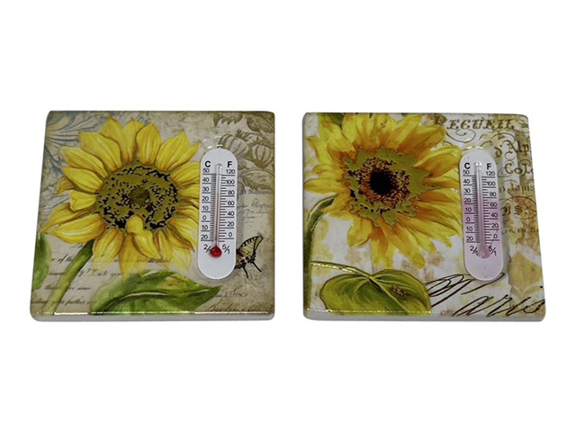 7.5X7.5CM SUNFLOWER MAGNET W/THERMOMETER UN12
