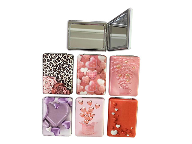POCKET MIRROR HEART UN12