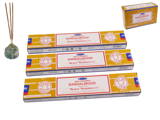SATYA SANDALWOOD INCENSE 15G UN12