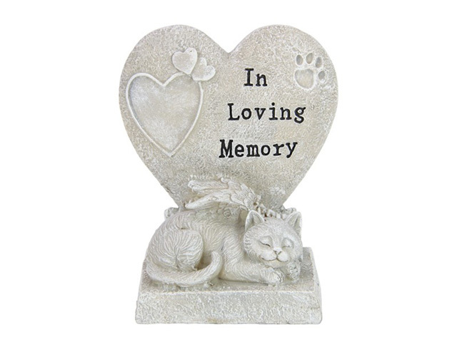 28CM MEMORIAL CAT W/LOVE HEART