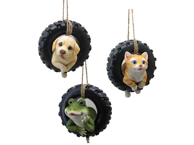 HANGING TYRE WITH ANIMALS 21.5CM 3ASST