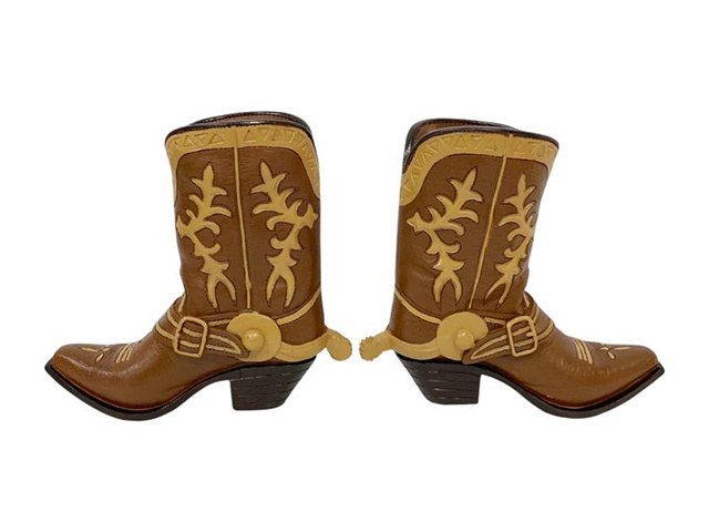 19X18CM COWBOY BOOT VASE 2ASST