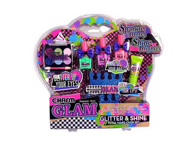 SPARKLE GLAM NAILS AND MAKEUP